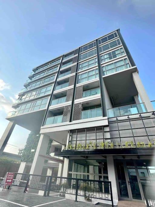 Lovely Condo With Swimming Pool. Bang Sare Exteriör bild
